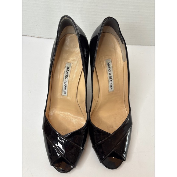 Manolo Blahnik size 39 Black Patent Leather Peep Toe Pumps Stiletto Heels - Picture 2 of 8
